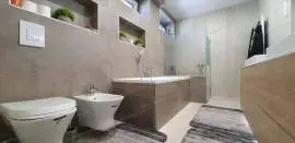 Eladó újszerű állapotú ház - Győr