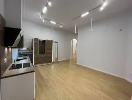Elegant, Modern Period Residence for Sale in the Heart of Budapest, District II. An Ideal Choice for a Company Headquarters, Offices, Medical Facility or Private Clinic